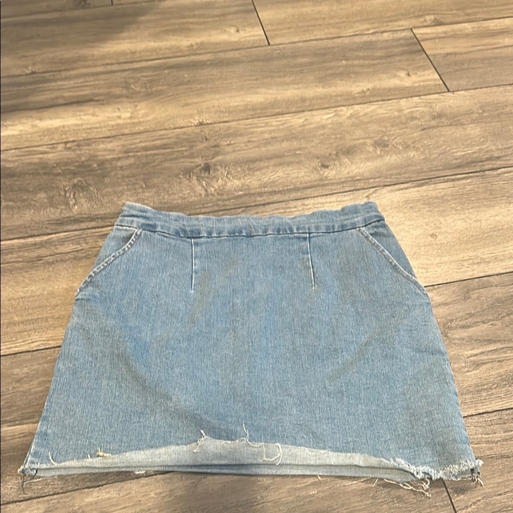 Forever 21 Denim Mini Skirt, size M